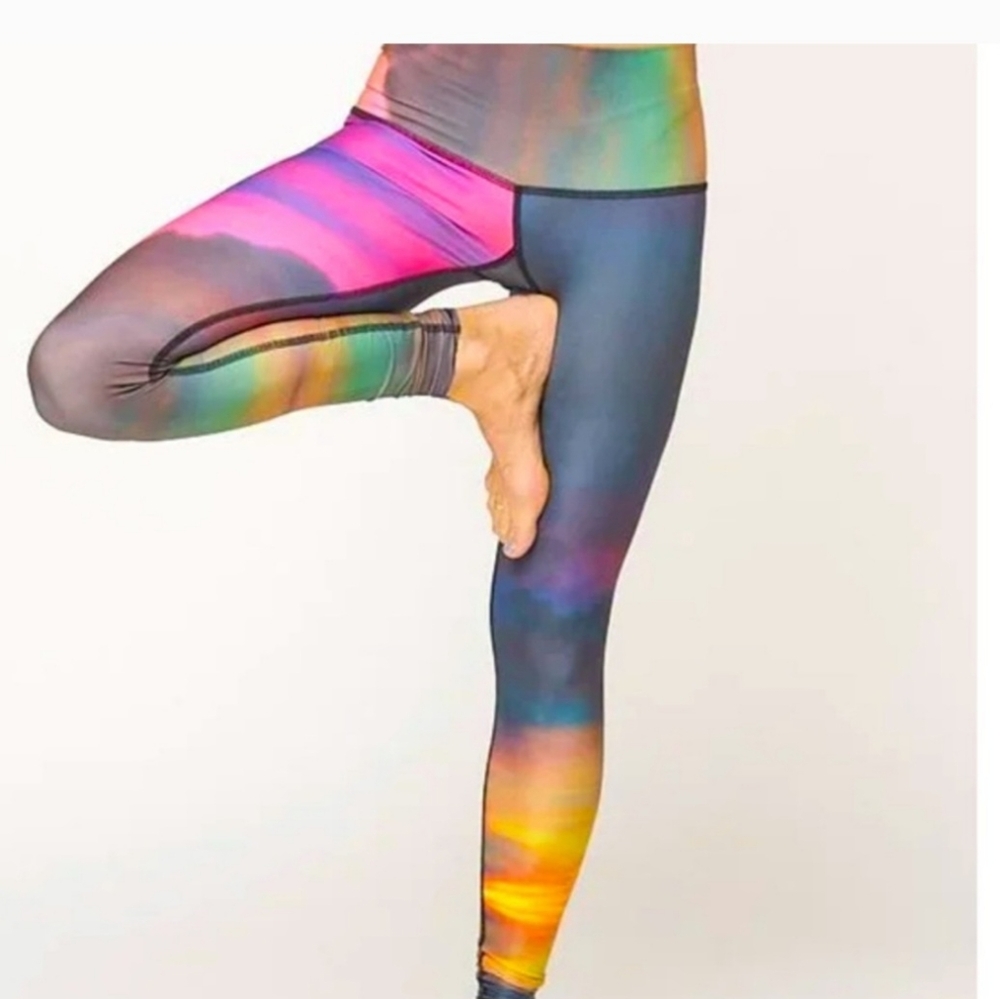 Teeki Sunset Yoga Hot Pant Legging Womens S